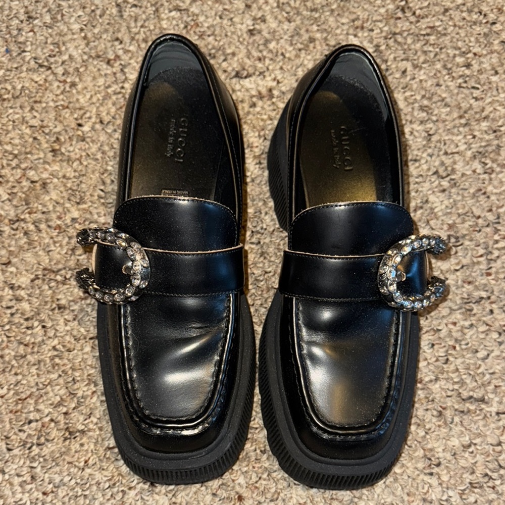 💯 Authentic Gucci Black Loafers with Crystal tiger head  Buckle